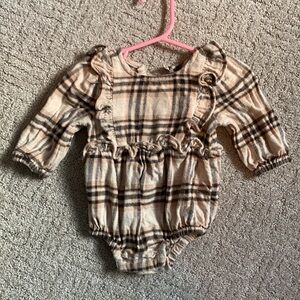 Long-Sleeve Ruffle-Trim Plaid One-Piece Romper for Baby